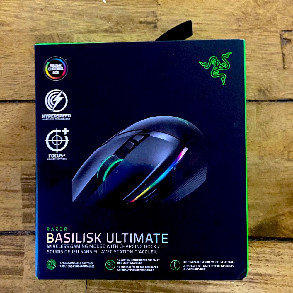 Razer Basilisk Ultimate Wireless Gaming Mouse with Charging Dock